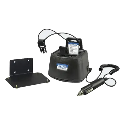 Cargador vehicular / 6 cavidades simultáneas / Fuente universal 100-240 VCA / Prevención de sobrecarga / Adaptadores intercambiables