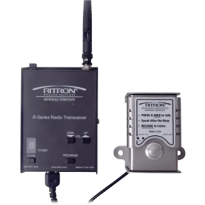 Intercomunicador Inalámbrico UHF / Alcance 2 km (1.2 mi) / 2 Watts / 10 Canales / Espaciado 12.5 kHz / Bocina 1000 mW
