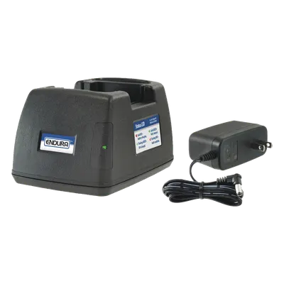 Cargador rápido de escritorio / Entrada 100-240 VCA / LED indicador por posición / Anti-sobrecarga / Compatible HYTERA y HARRIS