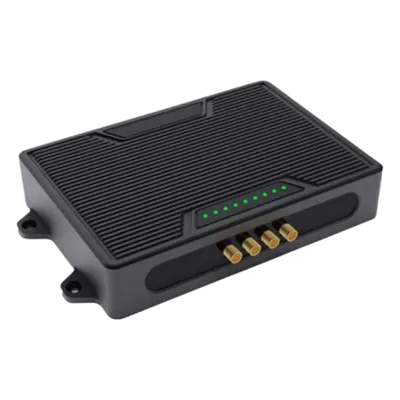 Concentrador UHF / 4 Antenas SMA / Alcance 15 m (49.2 ft) / 902-928 MHz / IP53 / 33 dBm / E/S Digitales