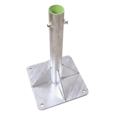 Base para Mástil / 30 x 30 cm / Tubo 50 cm (19.7 in) / Galvanizado en Caliente / Tornillos Opresores 3/8'' / Mástiles 1'' a 2''