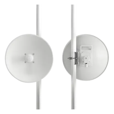 Suscriptor 450i para multipunto, 4900 - 5925 MHz, hasta 300 Mbps, antena de 25 dBi (C050045B021A)