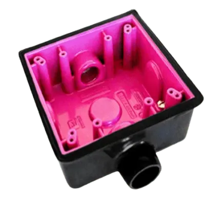 Caja Cuadrada / 3/4" / Recubrimiento PVC 40 mils / Uretano Púrpura 2 mils / IK09 / UL 514A/B / NEMA RN-1 / 67 mm Profundidad / 2.2 pies Equivalente