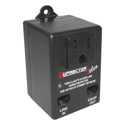 Supresor de Picos / Línea Datos RJ45 + Alimentación 127 VAC / 15 A / IP64 / 7.5 x 5 x 5 cm / 2.95 x 1.97 x 1.97 in