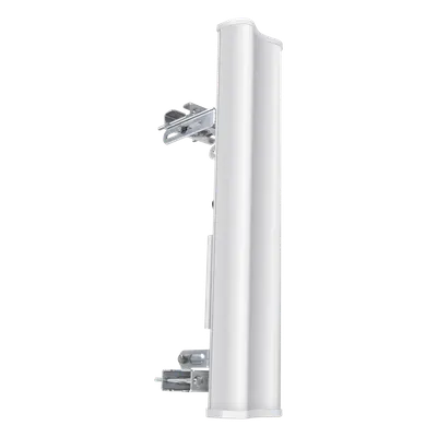 Antena sectorial UBIQUITI AM-2G16-90 de 90° y 16 dBi