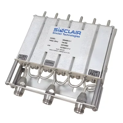Duplexer Móvil / 806-960 MHz / 6 Cavidades / 45 MHz Separación / 50 W / BNC Hembra / 1.31' Altura