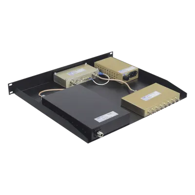 Multiacoplador y Preselector / 440-512 MHz / 8 Canales / 1 UR / Rack 19 in / 1.5 x 19 x 15 in