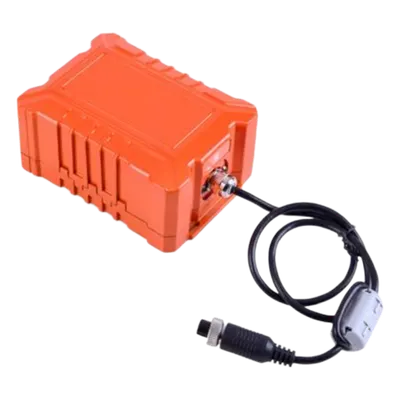 Caja de Almacenamiento Ignífuga / 64 GB / Resistencia al Fuego 15 min @ 1100 °C / Impermeable 24 h @ 100 m (328 ft) / Impacto 100 Gs @ 50 ms / Antiaplastamiento 100 KN / USB Conector de Aviación