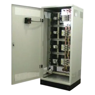 Banco Capacitor Automático / 100 KVAR / 240 VCA / Trifásico / Gabinete Metálico