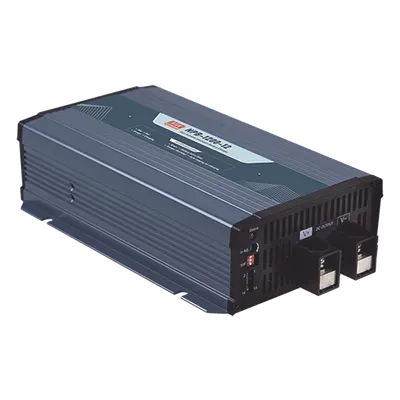 Cargador de Baterías de Plomo Ácido y Litio / 70A / 12V / Bancos 240 a 800 Ah / -30°C a +70°C / Control CANBus
