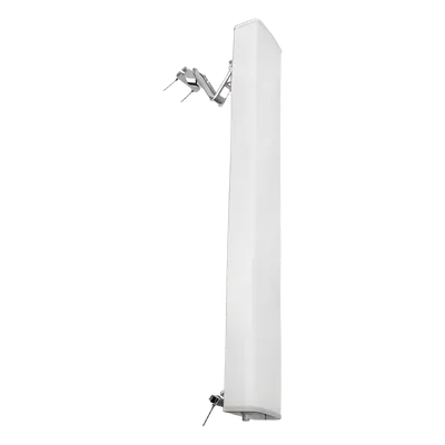 Antena sectorial celular EPCOM CR-ORP0809 de 18 dBi y haz de 65°