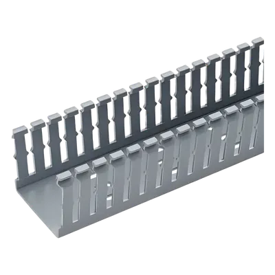 Canaleta Ranurada de PVC / 2.25 in (57.2 mm) Ancho / 3.14 in (79.8 mm) Alto / 1.8 m (5.9 ft) Largo / Grado UL94V-0