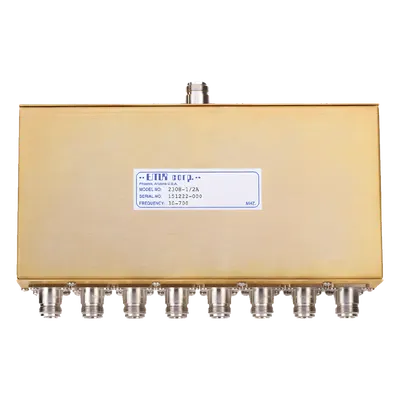 Divisor de Potencia / 8 Vías / 30-700 MHz / 0.5 W / Conectores N Hembra / 41 x 224 x 152 mm / 1.35 x 7.35 x 4.99 ft
