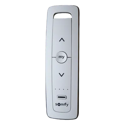 Control Remoto RF / 5 Canales / Alcance 200 m (656.2 ft) / Posición Favorita Programable / IP30