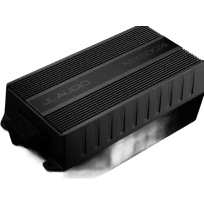 Amplificador Náutico y para Deportes de Motor / 4 Canales / 500 W RMS / Clase D / IPX7 / Filtros Paso Bajo y Paso Alto / Potenciómetros Calibrados con Bloqueo