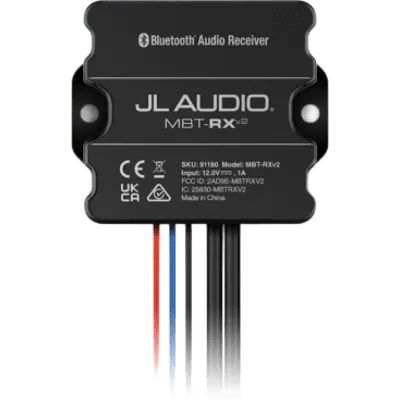 Receptor Resistente a la Intemperie / Bluetooth / IPX7 / Dimensiones 58 x 67 x 20 mm (2.28 x 2.64 x 0.79 in) / Alimentación 10-16 V CC / Alcance Bluetooth hasta 11 m (35 ft) / Salida Pre-out RCA y Línea / Tecnología Multi-Zone