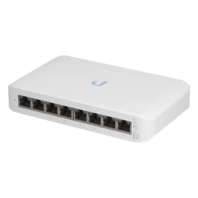 Switch administrable Ubiquiti USW-LITE-8-POE con 4 puertos PoE+