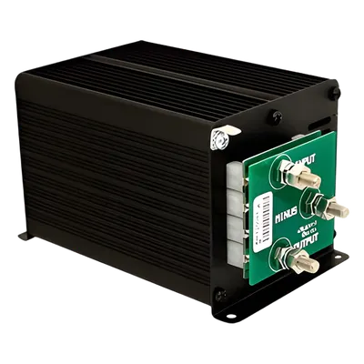 Convertidor DC-DC / Entrada 20-35 VDC / Salida 13.8 VDC / 60 A / Eficiencia 92% / 3.5x3.7x7.0 pulgadas