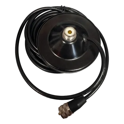 Montaje Magnético para Antena / Diámetro 90 mm (3.5 in) / Conector SO239 / Cable RG58 4.5 m (14.8 ft) / Uso Vehicular