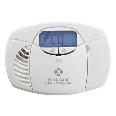 Detector de Monóxido de Carbono FIRST ALERT 1039727 con Pantalla Digital y Alertas Sonoras