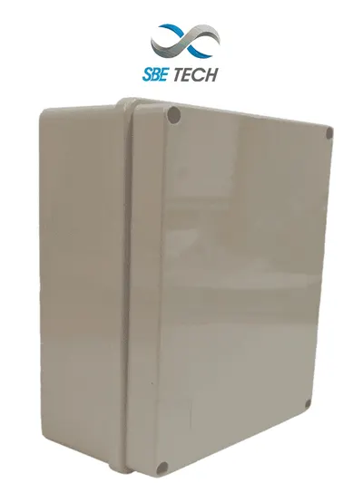Caja plástica SBE TECH SBE-OP19014070 con tapa opaca e IP66