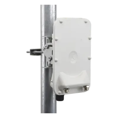 Radio punto a punto Cambium Networks PTP550-CE de hasta 1.36 Gbps