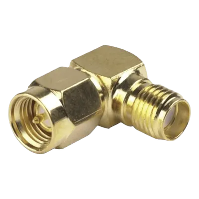 Adaptador RF / SMA Macho a SMA Hembra / Ángulo Recto / Cuerpo Bronce Oro / Contacto Oro / Dieléctrico Teflón