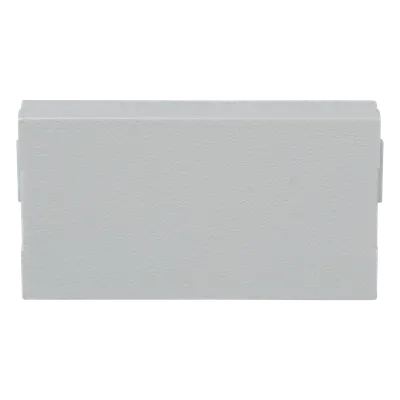 Módulo de Tapa Ciega / Insertos Inclinados y Planos / Diseño Curvo con Etiquetas / Acceso Frontal / Material ABS