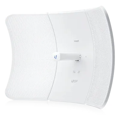 Radio cliente Ubiquiti LTU-XR para enlaces de largo alcance en 5 GHz