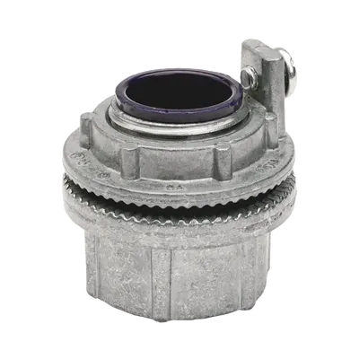 Conector Myers de Aluminio de 1 1/4" con tornillo de puesta a tierra, disponible para Áreas Peligrosas Clase 1 División 2 de acuerdo con NEC 501.10.